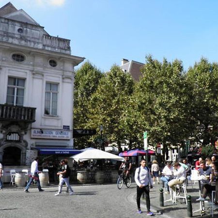 Spacious Duplex In Brussels Historical Center エクステリア 写真